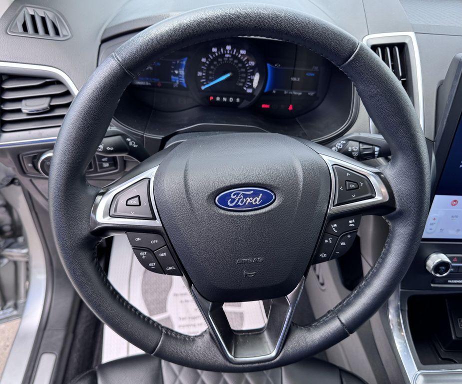used 2024 Ford Edge car, priced at $31,990