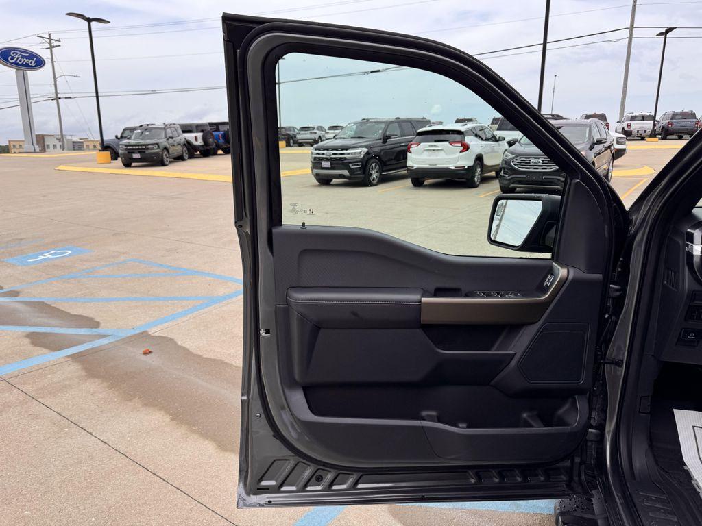 new 2025 Ford F-150 car, priced at $55,330