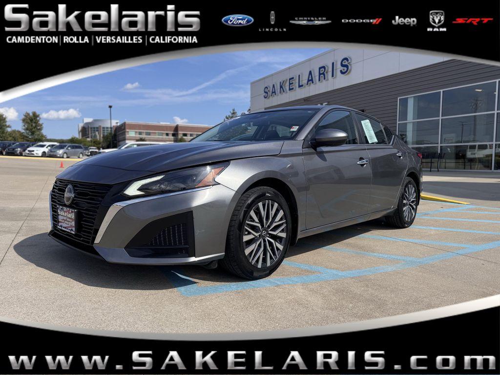 used 2023 Nissan Altima car, priced at $21,999