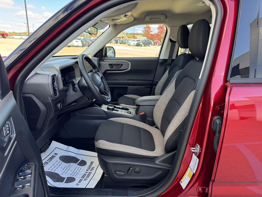 new 2025 Ford Bronco Sport car, priced at $37,900