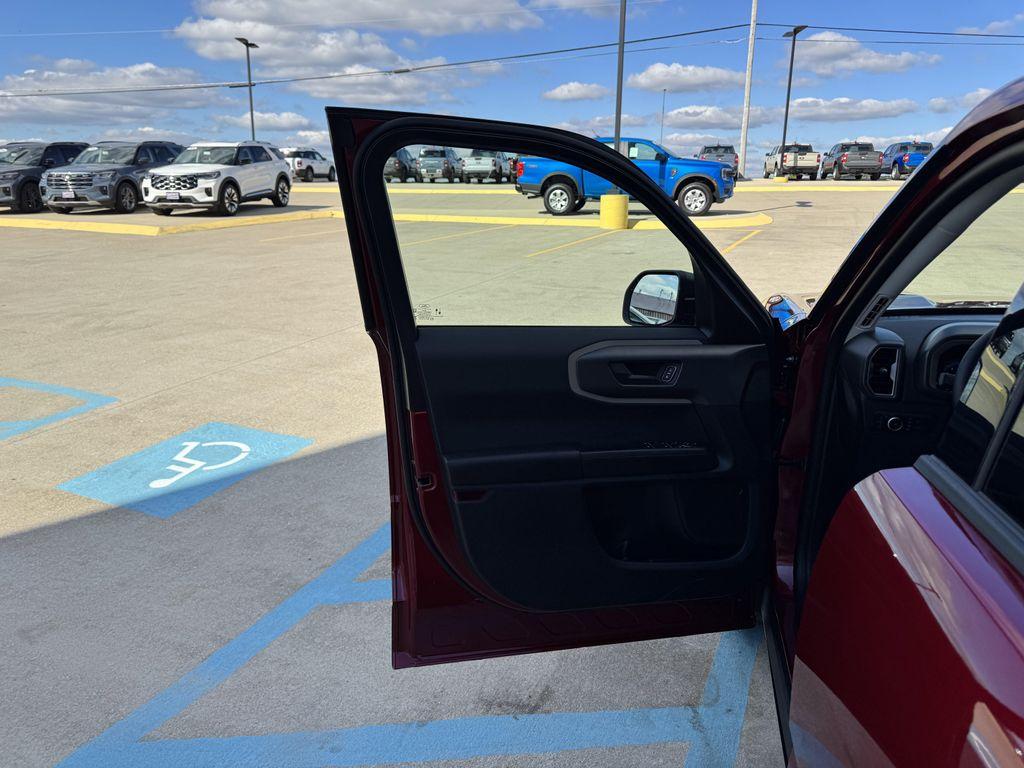 new 2025 Ford Bronco Sport car, priced at $37,900