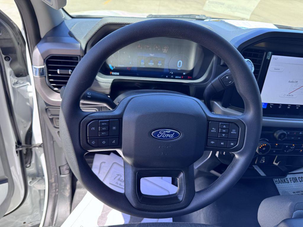 new 2025 Ford F-150 car, priced at $43,000