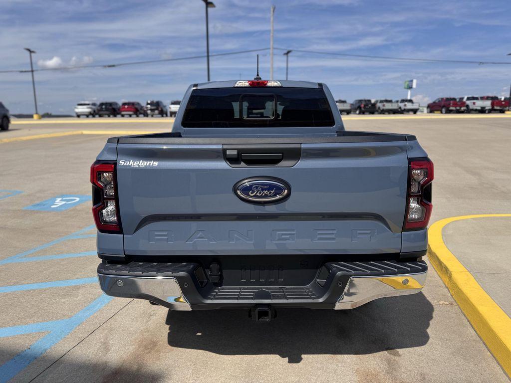 new 2025 Ford Ranger car, priced at $40,200