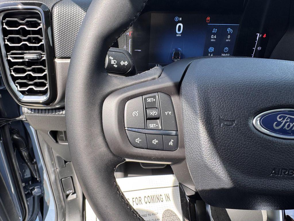 new 2025 Ford Ranger car, priced at $40,200
