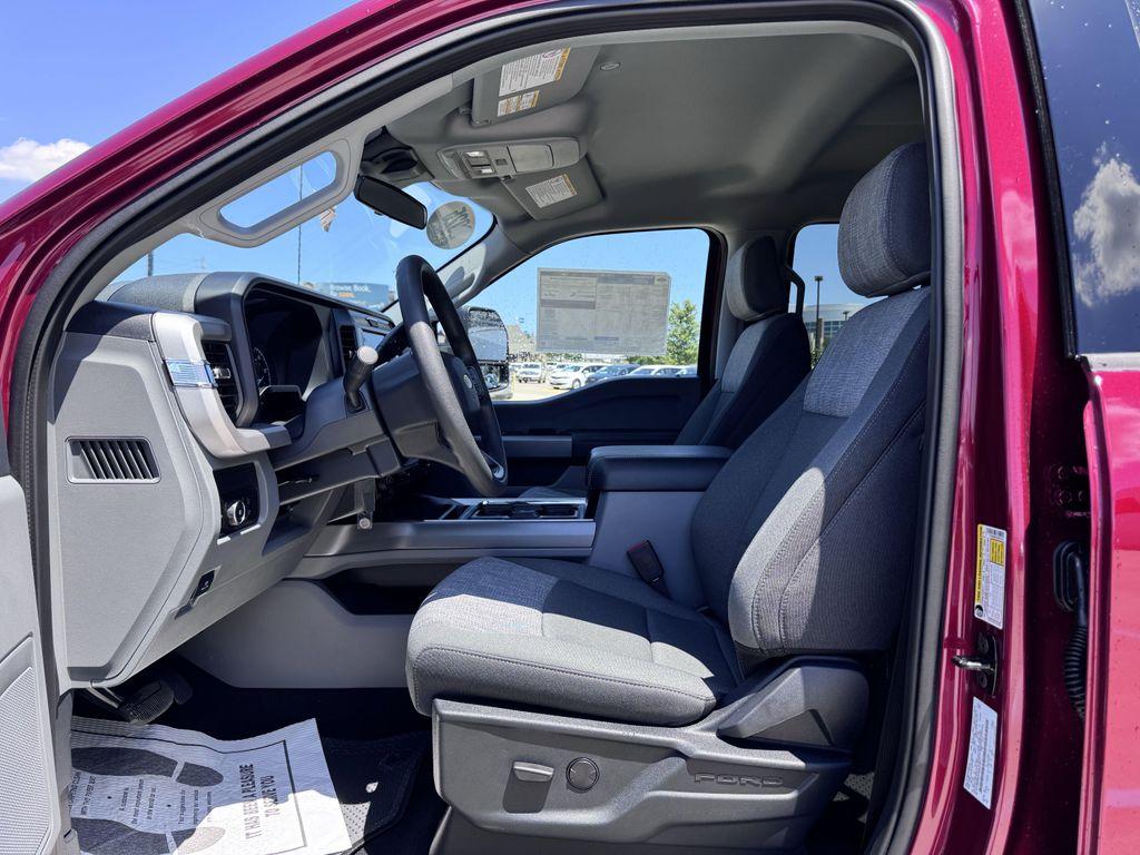 new 2025 Ford F-350 car, priced at $62,548