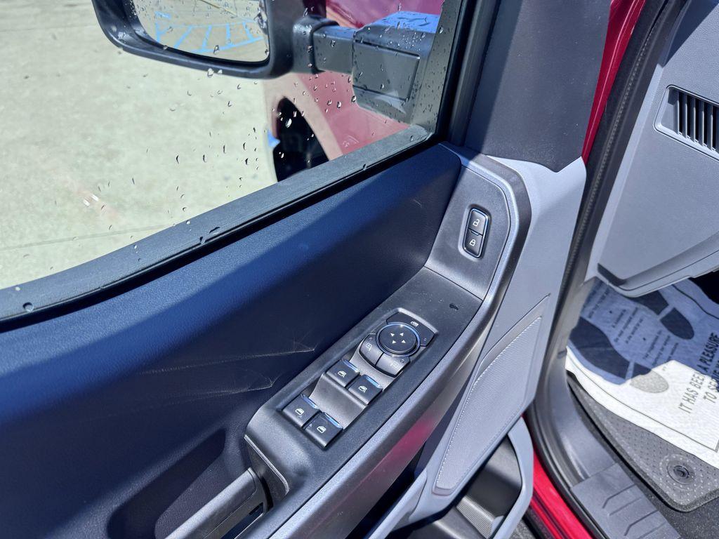 new 2025 Ford F-350 car, priced at $62,548