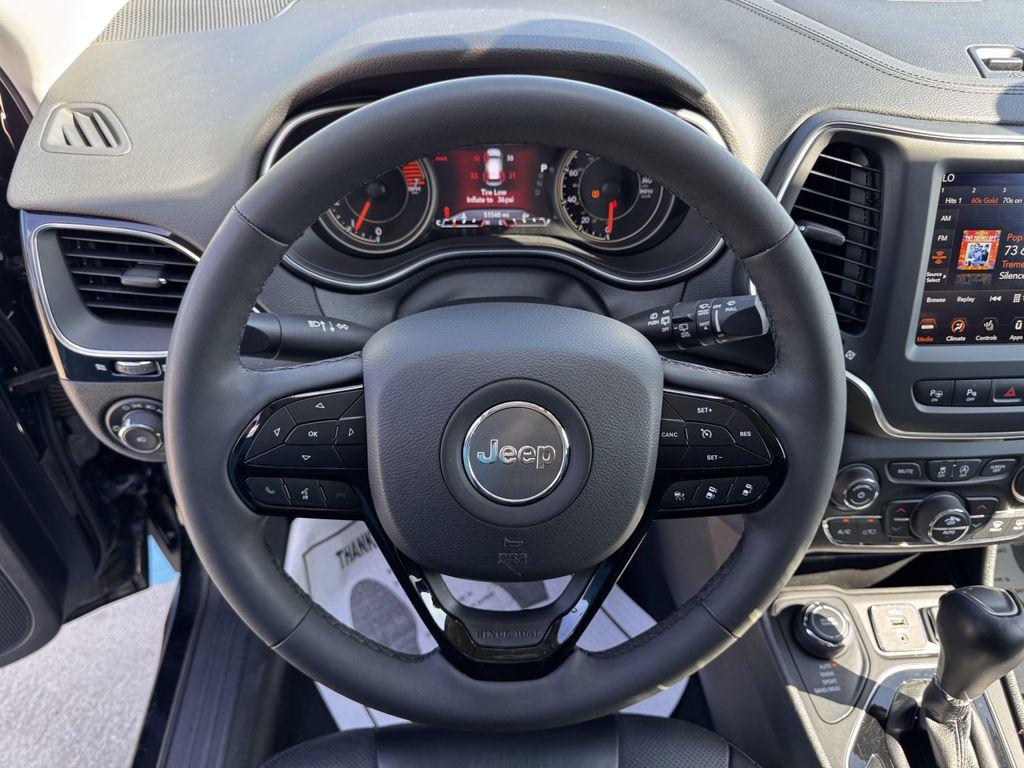 used 2023 Jeep Cherokee car, priced at $26,990