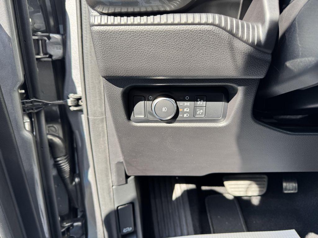 new 2025 Ford Ranger car, priced at $40,500