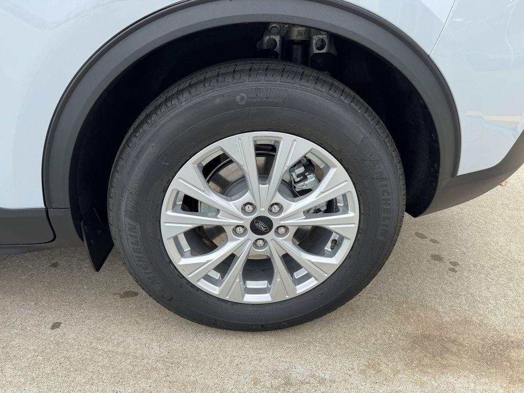 new 2026 Ford Escape car, priced at $33,680