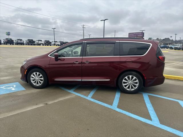 used 2017 Chrysler Pacifica car, priced at $14,990