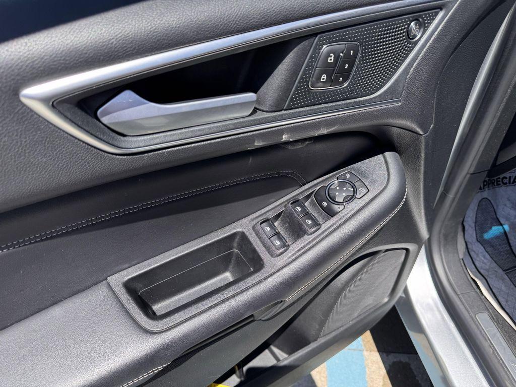 used 2024 Ford Edge car, priced at $33,990