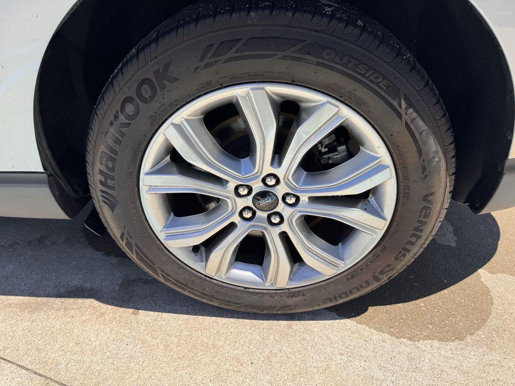 used 2024 Ford Edge car, priced at $33,990