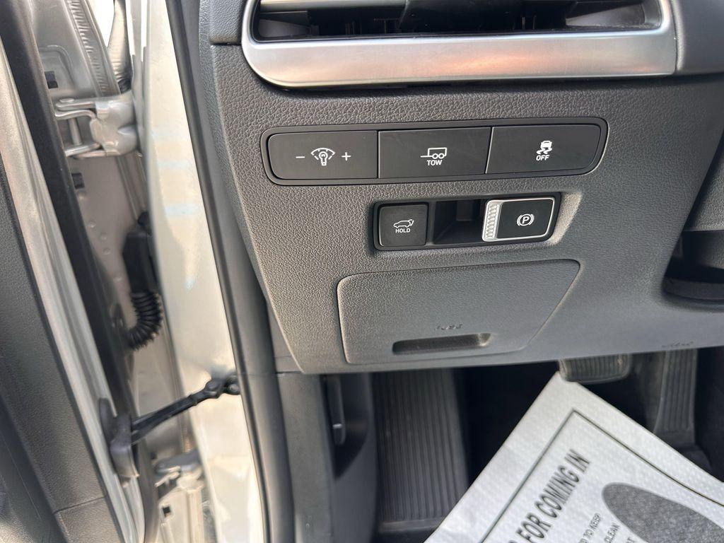 used 2024 Hyundai Palisade car, priced at $38,990