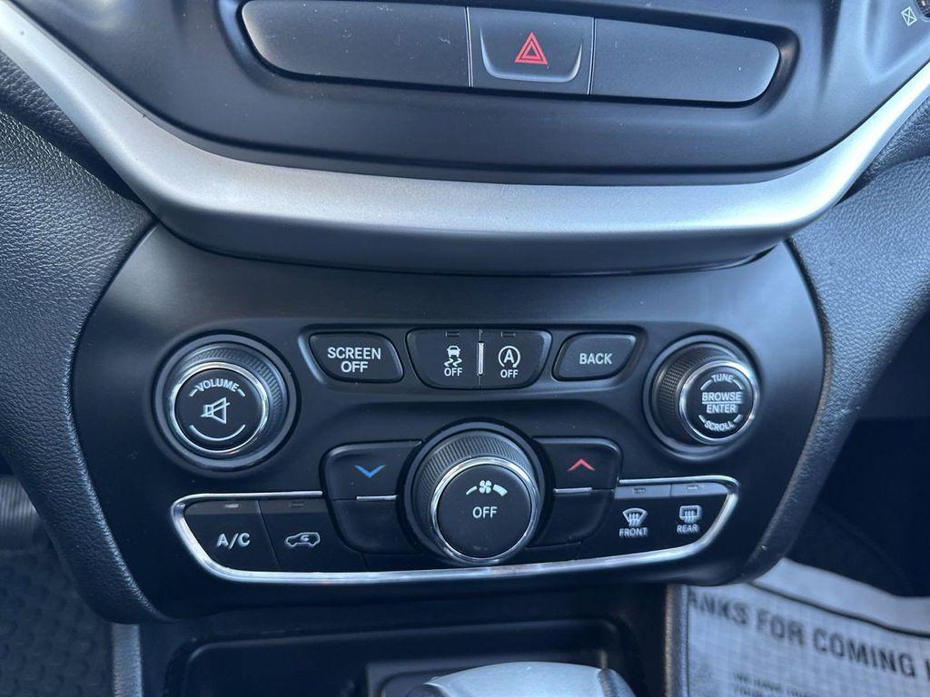 used 2017 Jeep Cherokee car, priced at $12,990