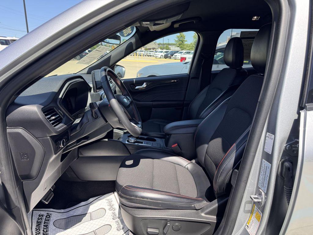 used 2023 Ford Escape car, priced at $26,990