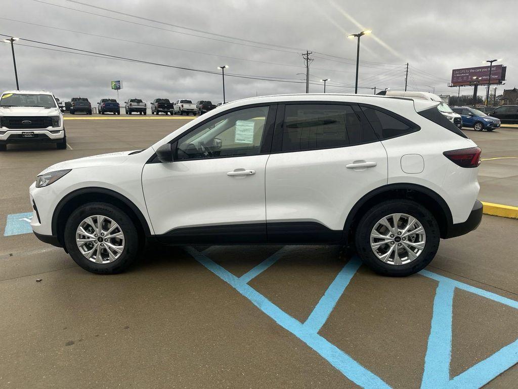 new 2025 Ford Escape car, priced at $32,040