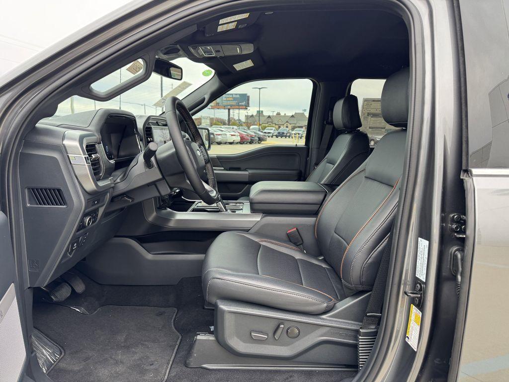 new 2025 Ford F-150 car