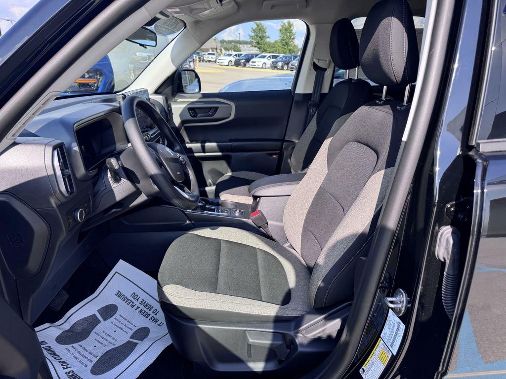 new 2025 Ford Bronco Sport car, priced at $34,925