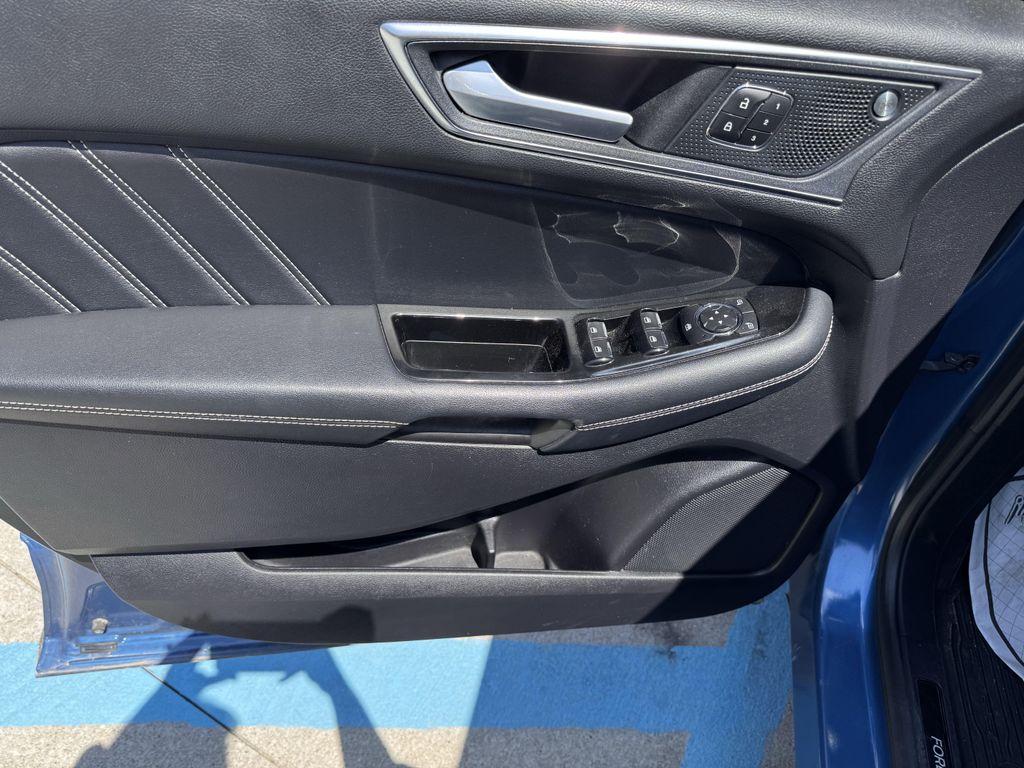 used 2019 Ford Edge car, priced at $26,999