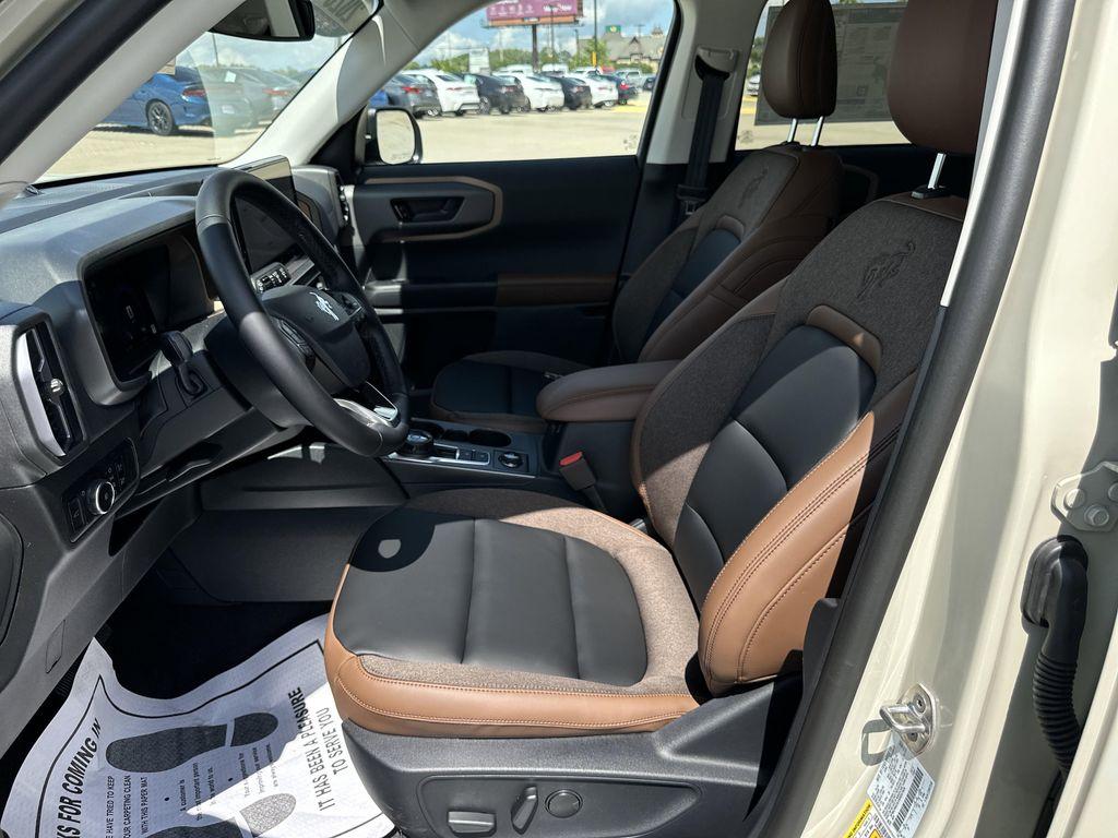 new 2025 Ford Bronco Sport car, priced at $40,075