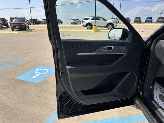 new 2025 Ford Explorer car, priced at $48,590