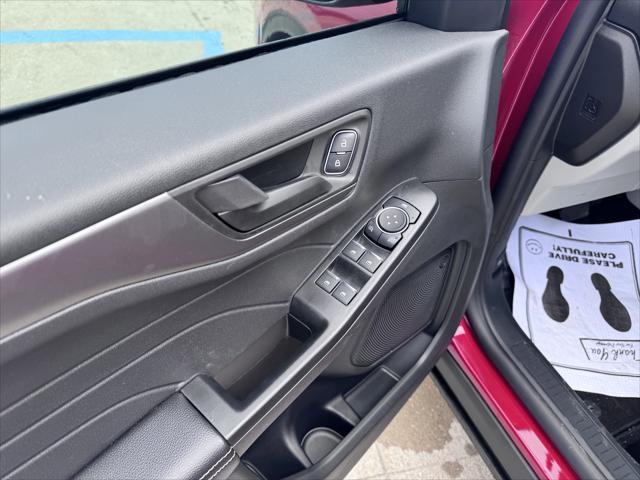 new 2025 Ford Escape car, priced at $32,500