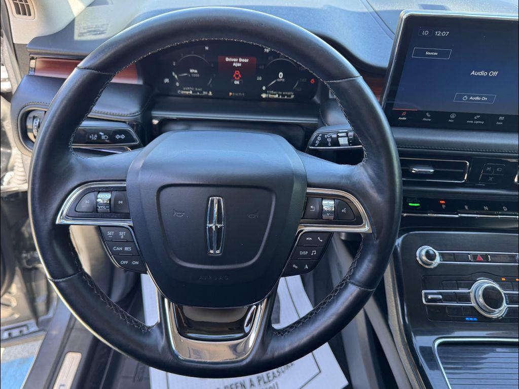 used 2022 Lincoln Nautilus car, priced at $34,990