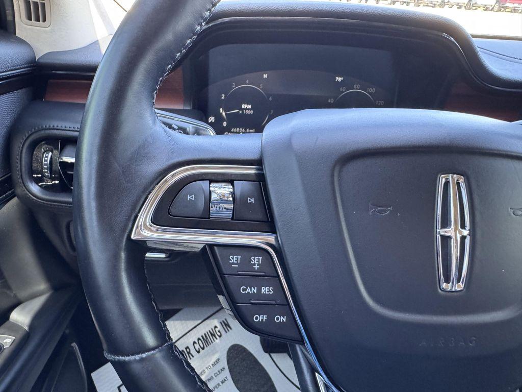 used 2022 Lincoln Nautilus car, priced at $34,990