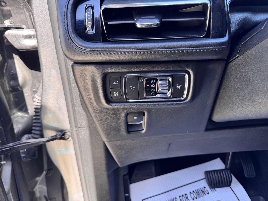 used 2022 Lincoln Nautilus car, priced at $34,990