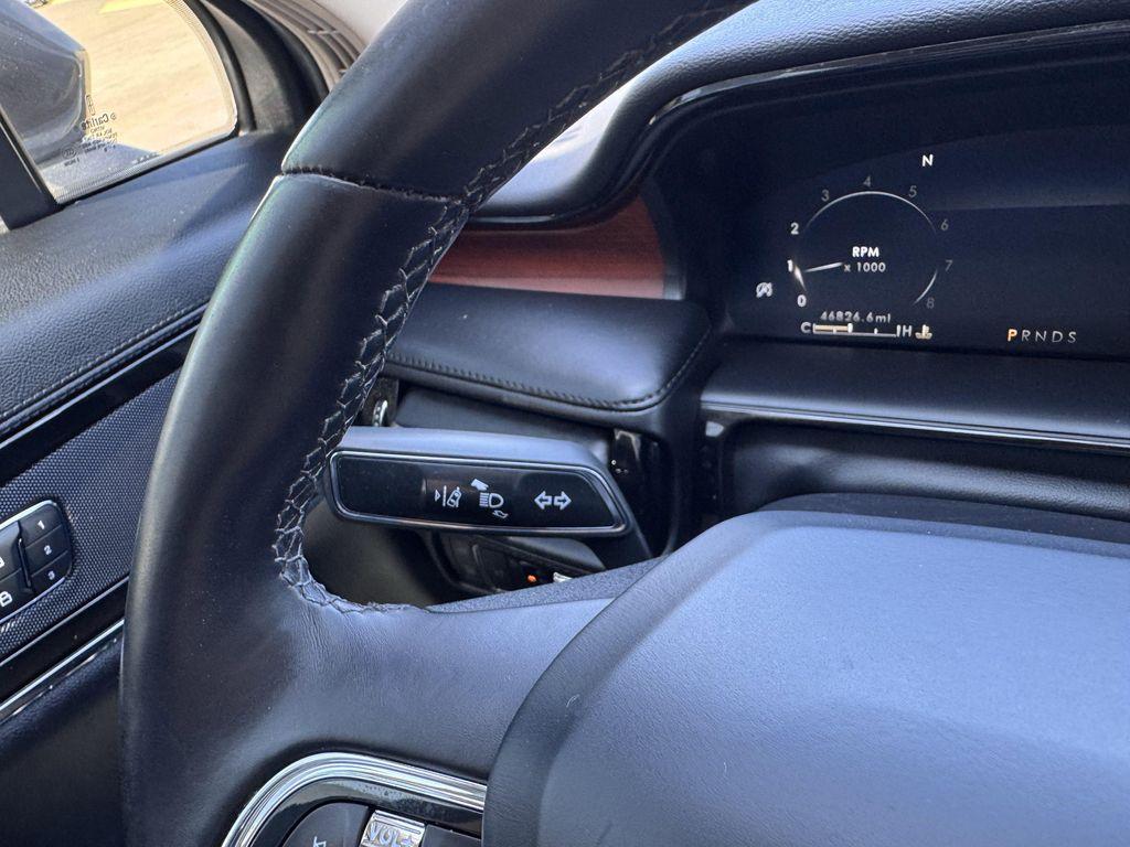 used 2022 Lincoln Nautilus car, priced at $34,990