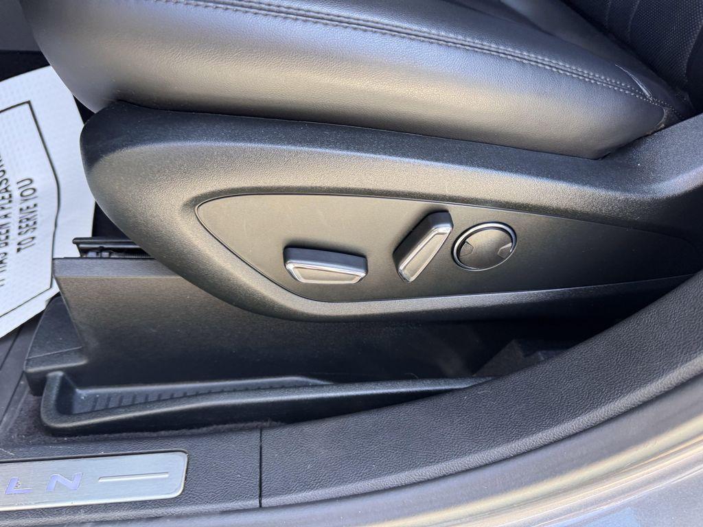 used 2022 Lincoln Nautilus car, priced at $34,990