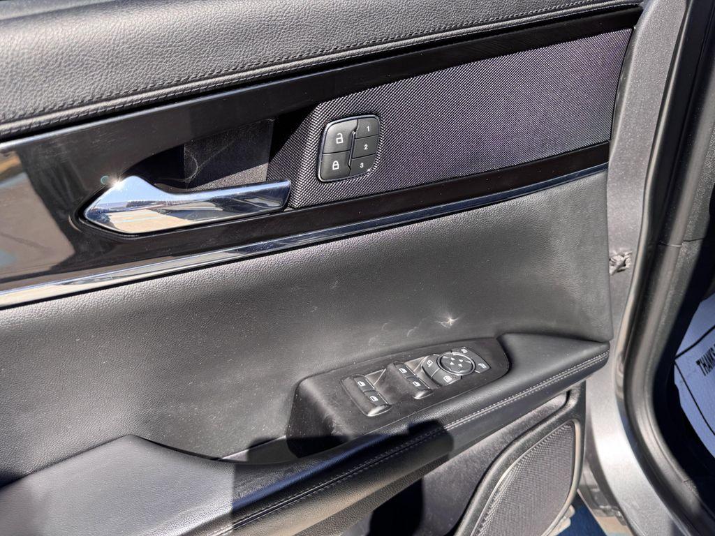 used 2022 Lincoln Nautilus car, priced at $34,990