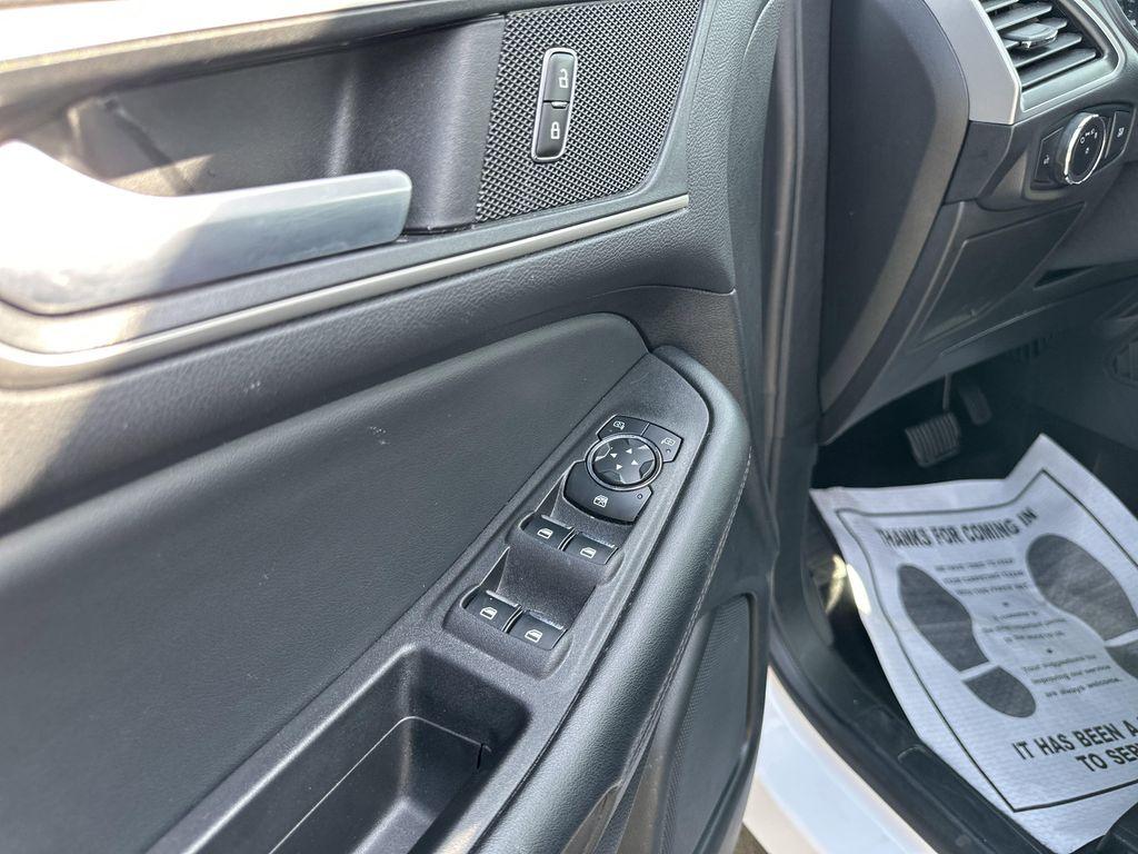 used 2023 Ford Edge car, priced at $26,990