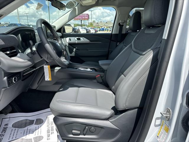new 2025 Ford Explorer car, priced at $48,185