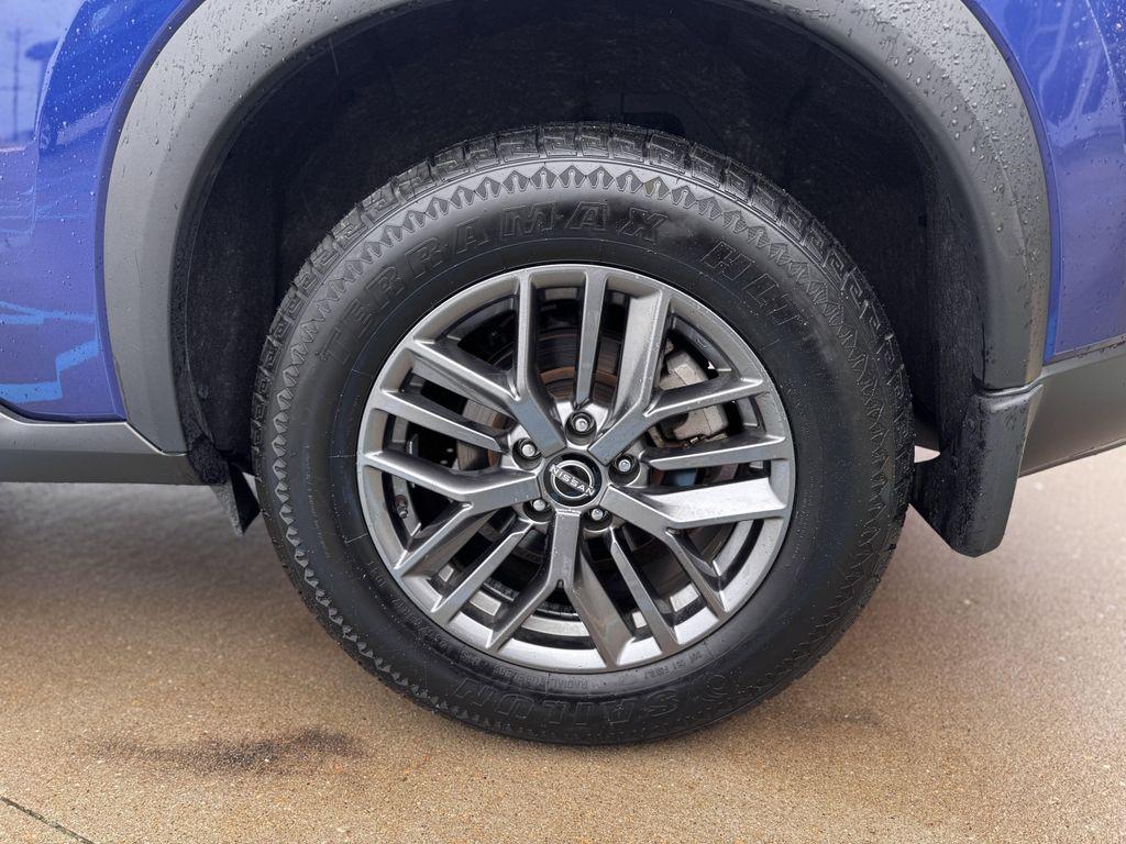 used 2023 Nissan Rogue car, priced at $22,999
