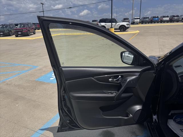 used 2020 Nissan Rogue car, priced at $14,990