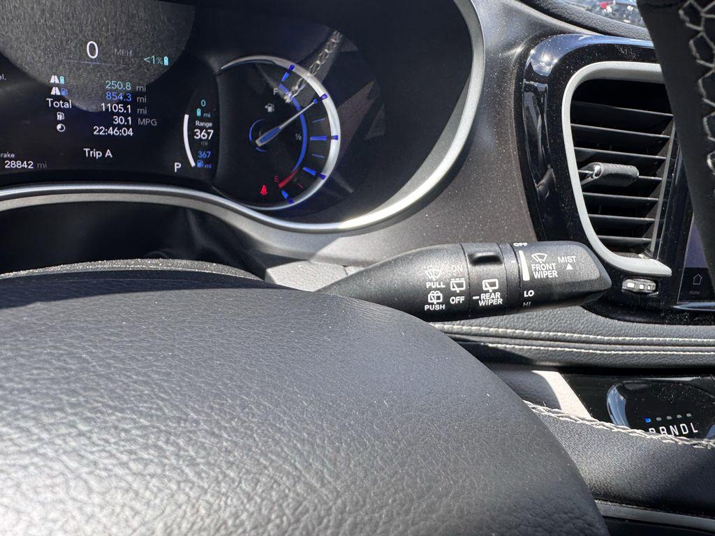 used 2022 Chrysler Pacifica Hybrid car, priced at $28,990