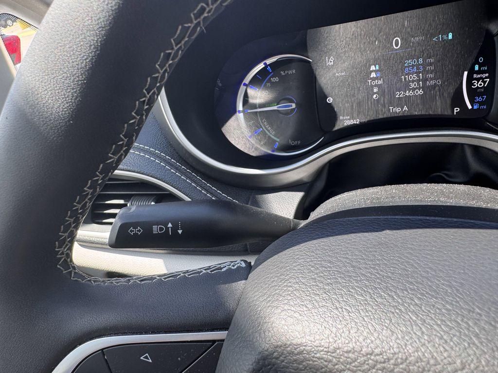 used 2022 Chrysler Pacifica Hybrid car, priced at $28,990
