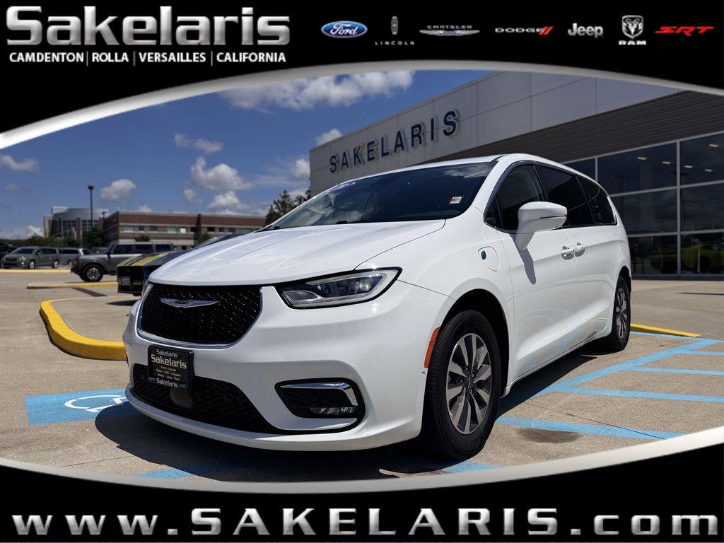 used 2022 Chrysler Pacifica Hybrid car, priced at $28,990