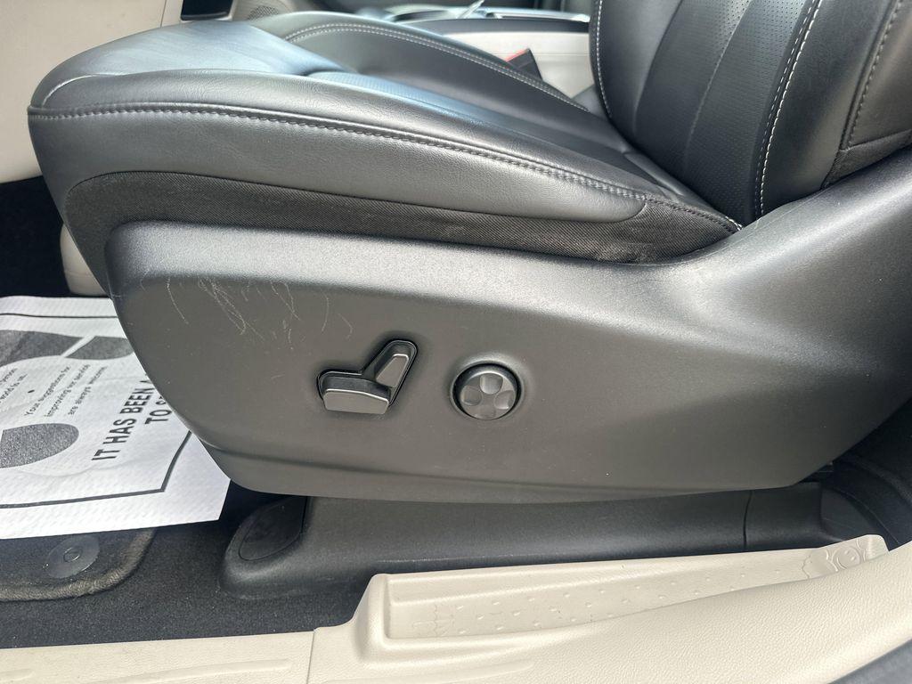 used 2023 Chrysler Pacifica car, priced at $22,999