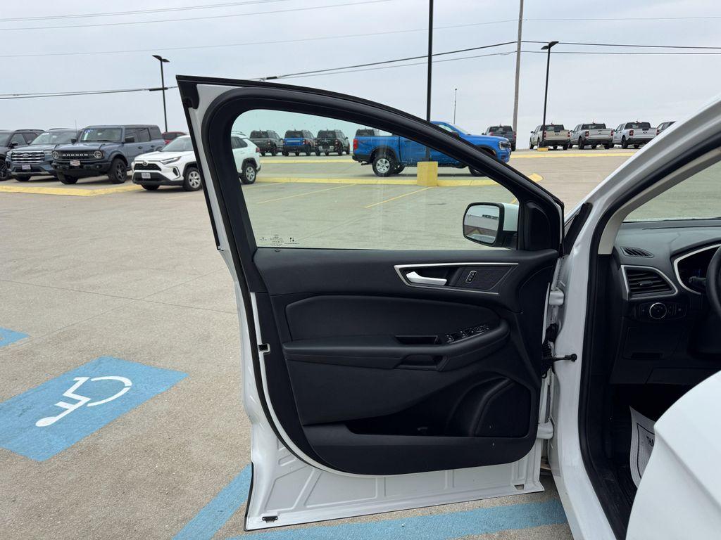 used 2020 Ford Edge car, priced at $21,990