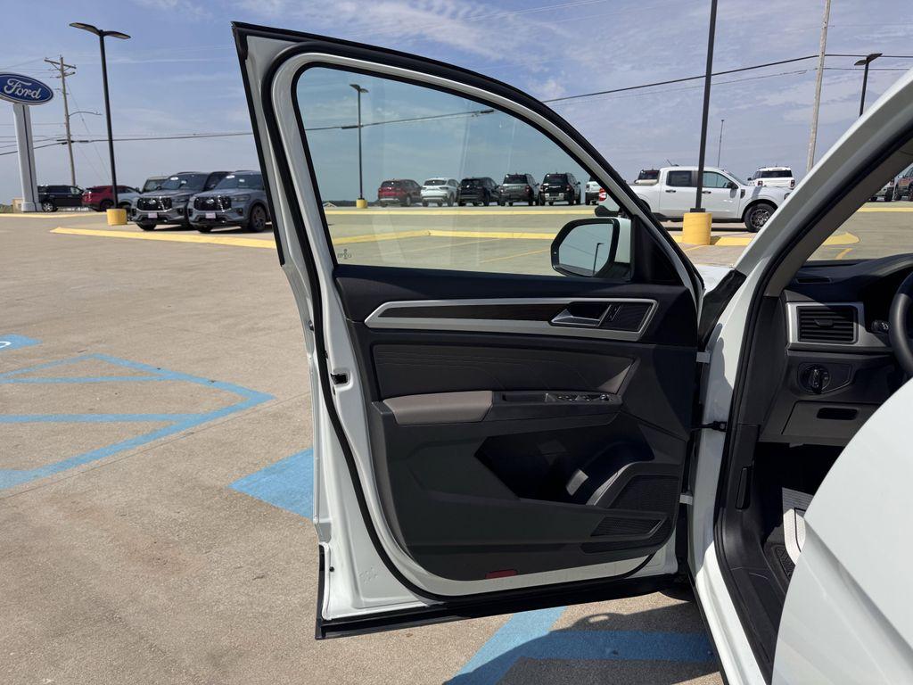 used 2022 Volkswagen Atlas car, priced at $28,990
