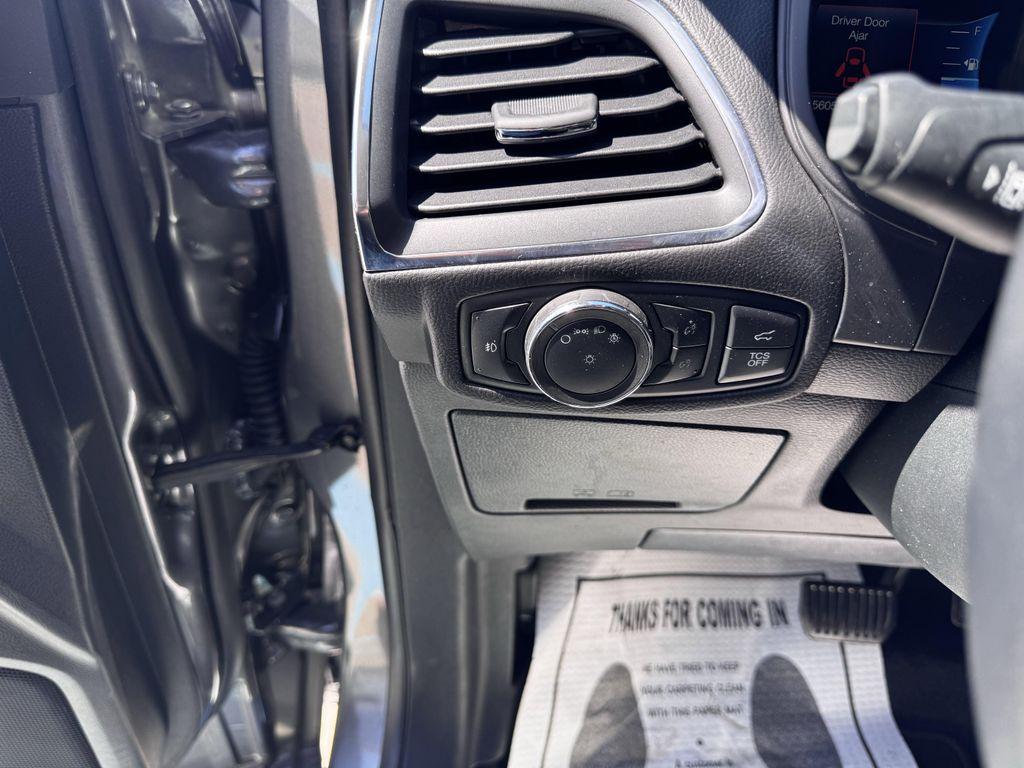 used 2024 Ford Edge car, priced at $32,990