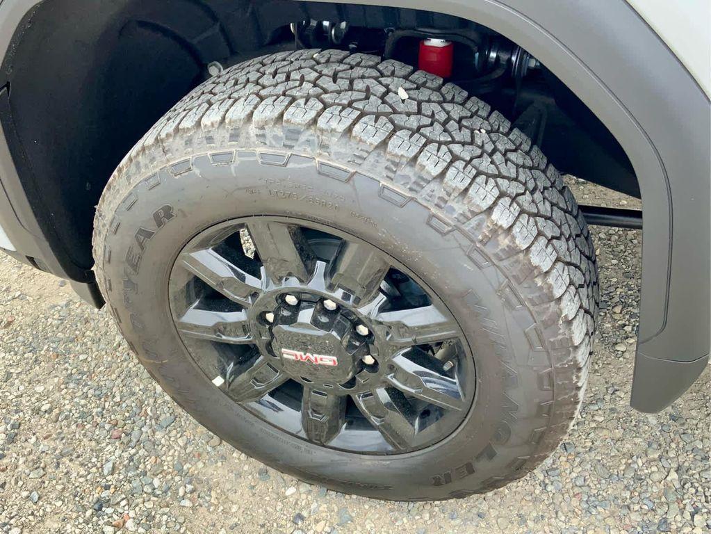new 2025 GMC Sierra 3500 car, priced at $74,999