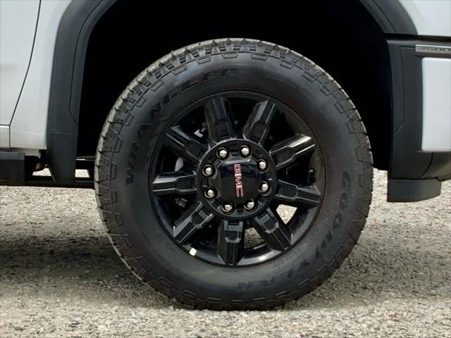 new 2025 GMC Sierra 3500 car, priced at $75,501