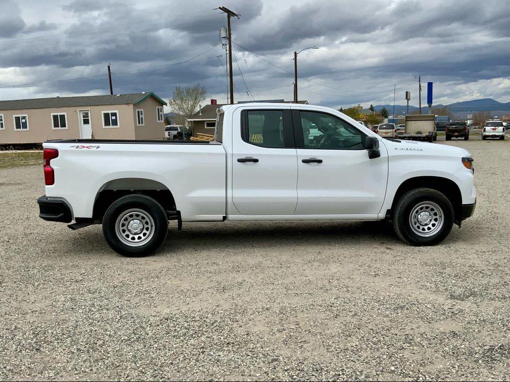 new 2025 Chevrolet Silverado 1500 car, priced at $35,999
