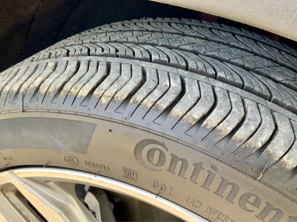 used 2020 Cadillac XT4 car, priced at $25,500