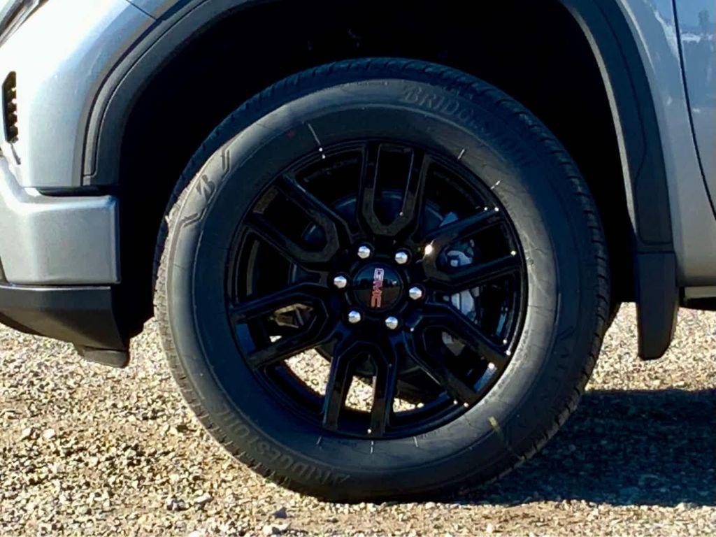 new 2026 GMC Sierra 1500 car, priced at $52,249