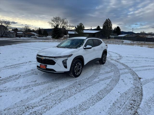 new 2025 Chevrolet Trax car, priced at $24,704