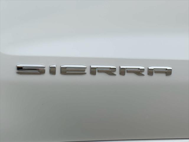 new 2025 GMC Sierra 1500 car, priced at $47,129